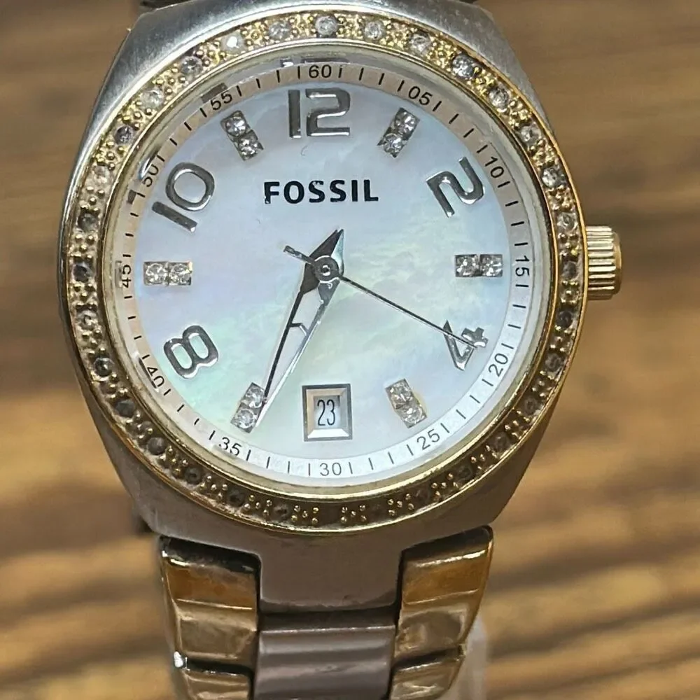 Fossil Colleague AM 4183 Women's Two-Tone Stainless Steel Analog Dial Watch‎